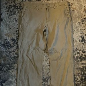 old navy khakis || Straight fit 36x34 || No Flaws